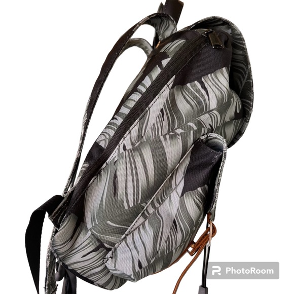 Herschel Woman’s Dawson Black & Greenish Grey Leaf Print Small Backpack - Picture 8 of 10